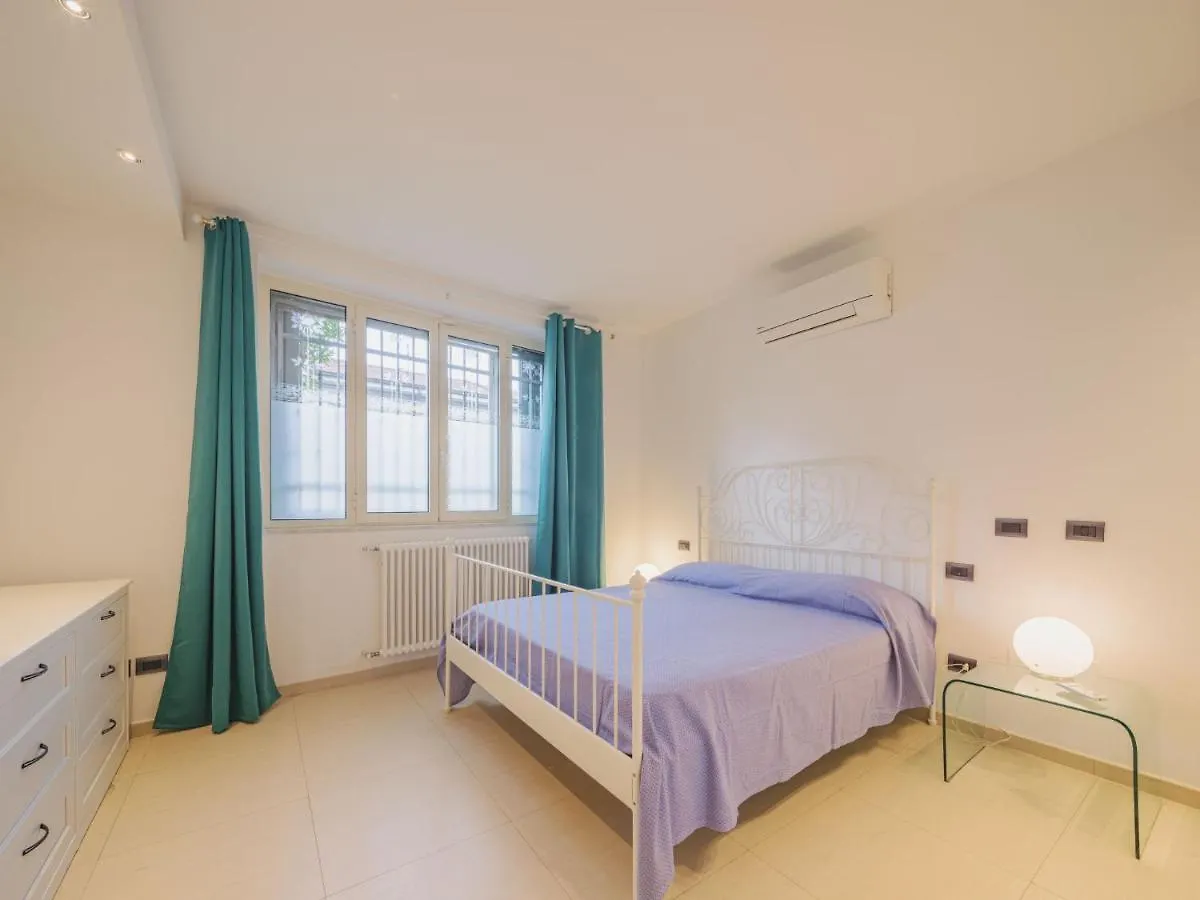 Apartment Appartamento Leonardo By Interhome Viareggio