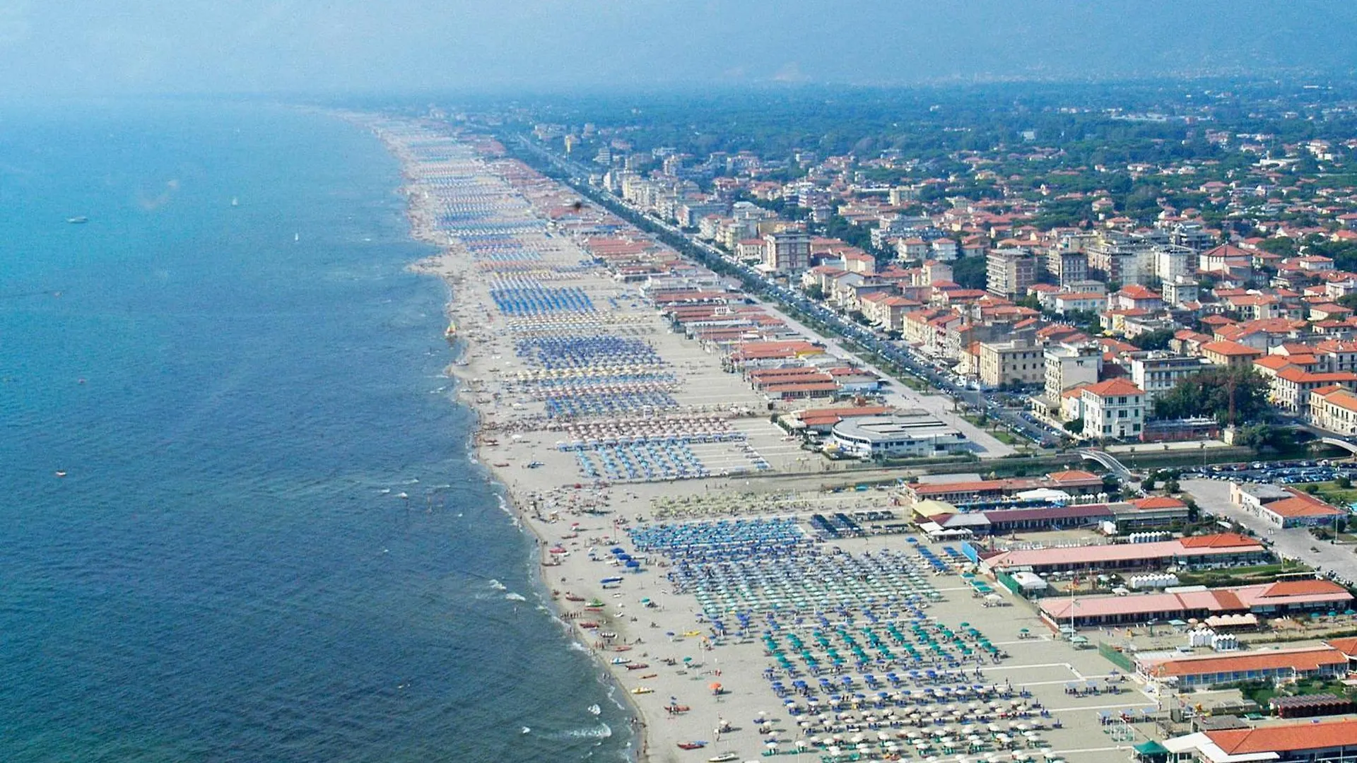 Apartment Appartamento Leonardo By Interhome Viareggio